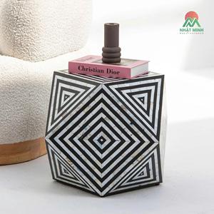Mesa Auxiliar Hexagonal con Acentos de Mármol y Patrón Geométrico, Muebles Contemporáneos para Interiores - Product Image 5