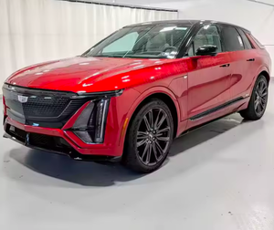 Garantie du meilleur prix 2026 Cadillac LYRIQ V-Series SUV haut de gamme à traction intégrale, véhicule 100 % électrique - Product Image 2