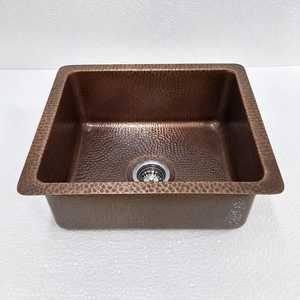 Fregadero de cocina individual de cobre martillado hecho a mano, estilo rústico, para empotrar bajo encimera, acabado antiguo, de fábrica OEM - Product Image 1