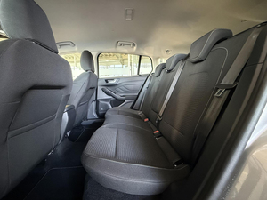 Ford Focus 2025 Usado, Motor de 3 Cilindros, Potencia 114kW (155hp), Combustible Gasolina, Tracción Delantera 4x2, 2 Ejes, Euro6e, Transmisión Automática, Volante a la Derecha - Product Image 6