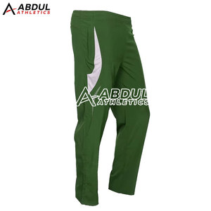 ชุดฟุตบอลน้ำหนักเบาสำหรับผู้ชาย เสื้อและกางเกงขาสั้น ผลิตจากผ้าทนทาน เหมาะสำหรับการฝึกซ้อม การแข่งขัน และกิจกรรมกีฬากลางแจ้ง - Product Image 5