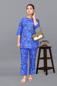 Conjunto de Pantalones y Blusa de Poliéster y Rayón Estampado Azul al por Mayor para Mujer, Cuello Redondo, Ecológico, Sostenible, Informal, Exportación de la India, Tallas de la S a la 3XL - Product Image 2