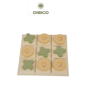 Jeu de Tic Tac Toe en contreplaqué de pin américain durable et décontracté pour enfants, idéal pour les chambres d'enfants, les zones de jeux et les coins lecture - Product Image 1