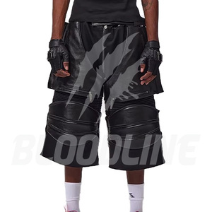 Pantalones Cortos Bermuda Negros para Hombre, Recubiertos de PU, con Bolsillos, Cintura Elástica, Estilo Motociclista - Product Image 2