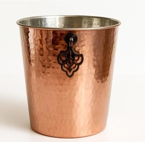 Elegante Cubitera de Cobre Puro Martillado con Asas Dobles, Enfriador Decorativo de Champán para Uso en Hoteles, Restaurantes y Bares - Product Image 2