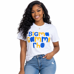 Camiseta Blanca Sigma Gamma Rho con Estampado Gráfico Azul y Dorado, Cuello Redondo, Manga Corta, Prenda Casual Clásica de la Hermandad Griega - Product Image 1