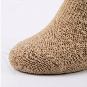 Crew <b>Socks</b> Solid Color Knitted Cotton Breathable Daily Wear Adult Autumn Casual Style - Product Image 6