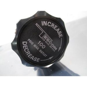 Régulateur TESCOM 44-3262HA83-168, 500 PSI, 107160 - Équipements et pièces semi-conductrices de renommée mondiale à la fois fiables et durables - Product Image 1
