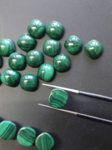 Malachite naturelle 8MM, cabochons en forme de coussin, pierres précieuses en vrac pour la fabrication de bijoux - Product Image 2