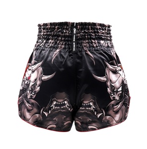 Pantalones Cortos de Muay Thai Twins TTBL Kabuki Negros/Gris Satinados 100% Poliéster con Sublimación Personalizada, Duraderos y Ligeros para Artes Marciales - Product Image 3