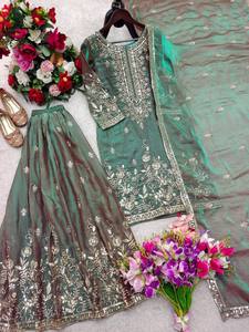 Emerald Green Chiffon Salwar Kameez With Embroidered Dupatta Traditional Women's <b>Wedding</b> Wear India Pakistan - Product Image 5