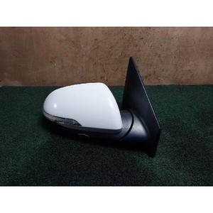 ชุดกระจกมองข้างด้านนอกขวา Stonic ของแท้ มือสอง รุ่น 87620H8110UD - Product Image 1