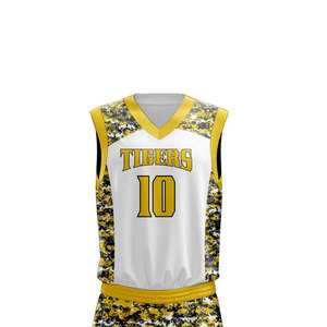 Uniforme de basket-ball léger pour hommes disponible en gros, respirant, nouveaux designs, entièrement personnalisable - Product Image 6