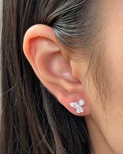 Boucles d'oreilles clous en or massif 14K 18K, serties de diamants en grappe, trois pierres (rond, cœur, poire) cultivées en laboratoire, bijoux Trinity, cadeau pour femme - Product Image 5
