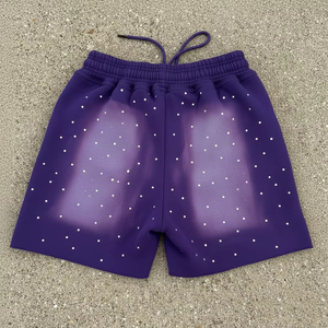 Pantalones Cortos Deportivos Unisex Galaxy con Tachuelas, Cintura con Cordón Ajustable, Estilo Urbano Premium, Color Morado - Product Image 2