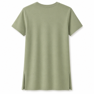 Camiseta de Manga Corta para Mujer, Color Verde Salvia, Cuello Redondo, Corte Largo con Abertura Lateral, en Tejido de Algodón Interlock, Estilo Casual - Product Image 1