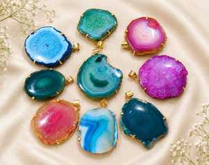 Pendentif en Agate, Pierre Naturelle, Tranche de Géode, Plaqué Or, Style Bohème, Bijou Cadeau Unisexe - Product Image 3