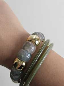 Ensemble de bracelets artisanaux en résine marbrée, empilables, avec perles en métal doré épais et tube en bambou, bijoux fantaisie - Product Image 2