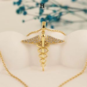 Pendentif Symbole Médical en Or 14K/18K, Collier Caducée avec Diamants Naturels, Fournisseur de Bijoux en Gros - Product Image 5