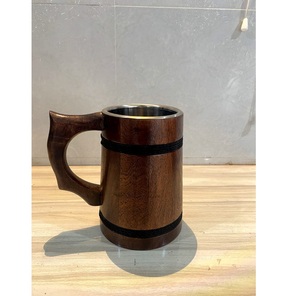 Jarra de Cerveza Vikinga de Madera Estilo Nórdico, Jarra Rústica Hecha a Mano - Product Image 1