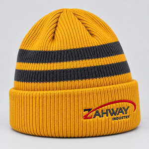 Gorro de punto de moda con aislamiento térmico, tela suave, ajuste cómodo, logotipo personalizado bordado para uso en exteriores con clima frío. - Product Image 6