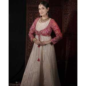 Traje Anarkali de chifón rosa RAHAT XS - Product Image 3
