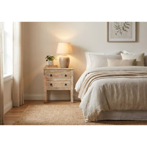 Mesita de Noche Moderna de Estilo Rústico, Acabado Natural, Madera de Mango Sólida, 2 Cajones, Ecológica y Duradera, para Dormitorio - Product Image 1