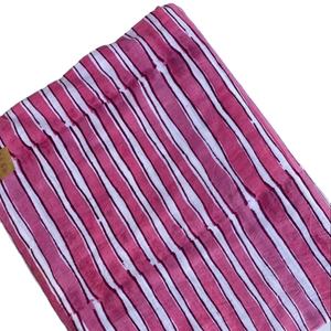 Tissu en coton pur 100% imprimé à la main avec motifs floraux indiens, vendu au mètre, pour robes, oreillers, coussins, fabrication OEM ODM, fabricant indien - Product Image 1