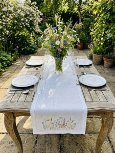 Nappe de table en lin blanc brodée de motifs floraux vintage personnalisables, de haute qualité, avec ourlet festonné, pour mariage et restaurant (vente en gros) - Product Image 5