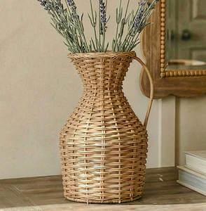 Vase rustique en rotin tressé orné d'un délicat nœud en dentelle blanche, disponible à prix de gros. - Product Image 3