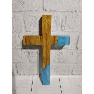 Croix en bois faite à la main avec de la résine pour la prière religieuse, plaque religieuse élégante - Product Image 1