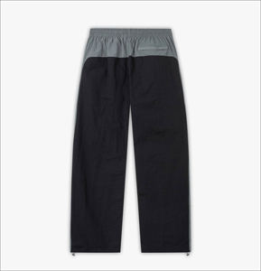 ชุดวอร์มกันลมกันน้ำ OEM โพลีเอสเตอร์ แบบ unisex แจ็คเก็ตซิปเต็มตัวและกางเกงขายาว ชุด 2 ชิ้น - Product Image 4