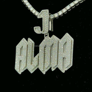 Pendentifs Lettre Nom Homme Plaqué Or Blanc 14K Cloutés en Moissanite Diamants Style Hip Hop et Taille Personnalisée Avec Clarté Vvs - Product Image 2