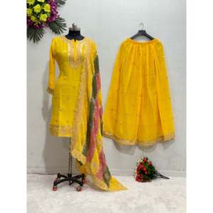 Haut de fête en mousseline de soie bleue Karma Fashion Designer avec pantalon palazzo et dupatta orné de sequins, taille M - Product Image 6