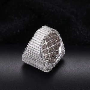 Bague Signet Carrée de Luxe pour Homme, Plaqué Or Rose 18 carats, Diamant de Laboratoire Taille Baguette, Style Hip Hop, Lourde et Imposante, Personnalisable - Product Image 4