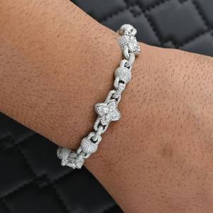 Bracelet Moissanite, bracelet à maillons en zircone cubique, fermoir à quatre feuilles, bijoux cadeau - Product Image 4