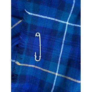 กระโปรงนักเรียนลายสก็อตทันสมัยแบบพันติดกัน ทำจากผ้าขนสัตว์แท้ 100% สำหรับผู้หญิง  พร้อมหัวเข็มขัดและจีบ - Product Image 5