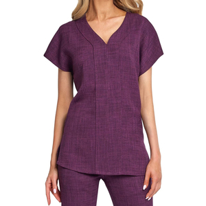 Tunique noire à col en V pour femme avec ceinture et manches courtes, en polyester respirant, idéale pour les uniformes de salon ou d'infirmière - Product Image 6