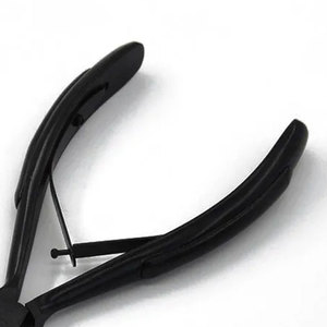Pince professionnelle en acier inoxydable noir de 7 pouces pour l'application et le retrait d'extensions de cheveux - Product Image 2