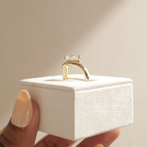 Bague de fiançailles et de mariage classique en or avec diamant de 2 carats de taille poire cultivé en laboratoire, certifié IGI, sertissage invisible - Product Image 3