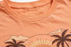 Camiseta de Jersey con Estampado de Palmeras al Atardecer para Mujer, Cuello Redondo Color Durazno, Manga Corta, Transpirable, Informal, para Verano - Product Image 3