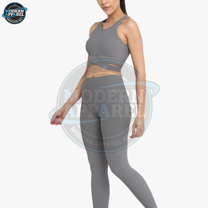 Ensemble de yoga sans couture de haute qualité pour femmes, vêtements de sport pour la gym, ensemble de yoga personnalisé avec logo - Product Image 4