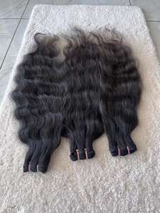 100% naturel brut non transformé bouclé temple indien Remy cheveux humains Style ondulé donneur unique Machine Double trame cuticules alignées - Product Image 6