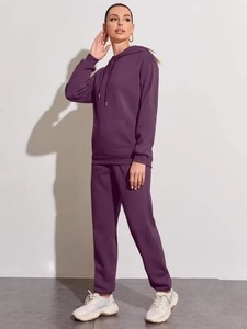 Conjunto Deportivo Casual de Dos Piezas para Mujer, Chaqueta Bomber Extra Grande con Cierre y Pantalones Jogger con Puños Elásticos, Color Caramelo - Product Image 1