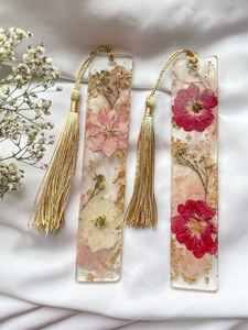 Marcapáginas de Madera con Flores Secas Transparentes, Regalo de Cumpleaños, Artesanía en Madera, Regalo Floral Personalizado para Profesor, Duradero y Ligero - Product Image 5