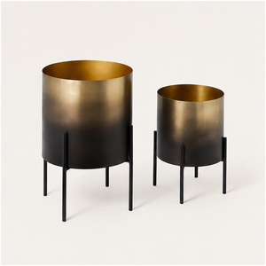 Jardinière moderne de luxe en métal avec support, pot à fleurs artisanal haut de gamme en fer doré et noir pour l'intérieur, la maison et le salon - Product Image 3