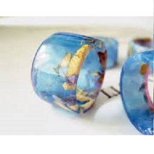 Brazalete de Resina Sombreada Hecho a Mano en India, Joyería Fina, Brazaletes con Dijes, Estilo Simple, Alta Calidad - Product Image 1