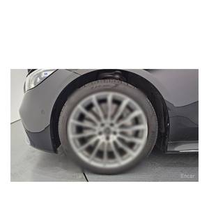 Mercedes-Benz Classe S S500L 4MATIC Modèle décembre 2023 avec 50 496 km, boîte automatique, sièges en cuir, caméra de recul - Product Image 5