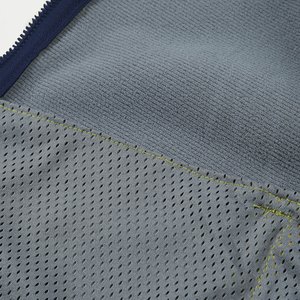 Chaleco para Mujer Talla Grande, Corte Amplio, Cortavientos, con Capucha, 100% Poliéster, Ajuste Elástico, Ropa Deportiva de Alto Rendimiento y Comodidad - Product Image 3