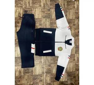 Survêtement de sport unisexe personnalisé pour l'école primaire, bleu marine, blanc, rouge, couleurs contrastées, uniforme scolaire, ensemble de survêtement d'entraînement durable pour enfants et adolescents - Product Image 1